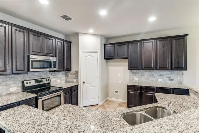 $349,990 | 8023 Vista Hill Lane, Dallas, TX 75249