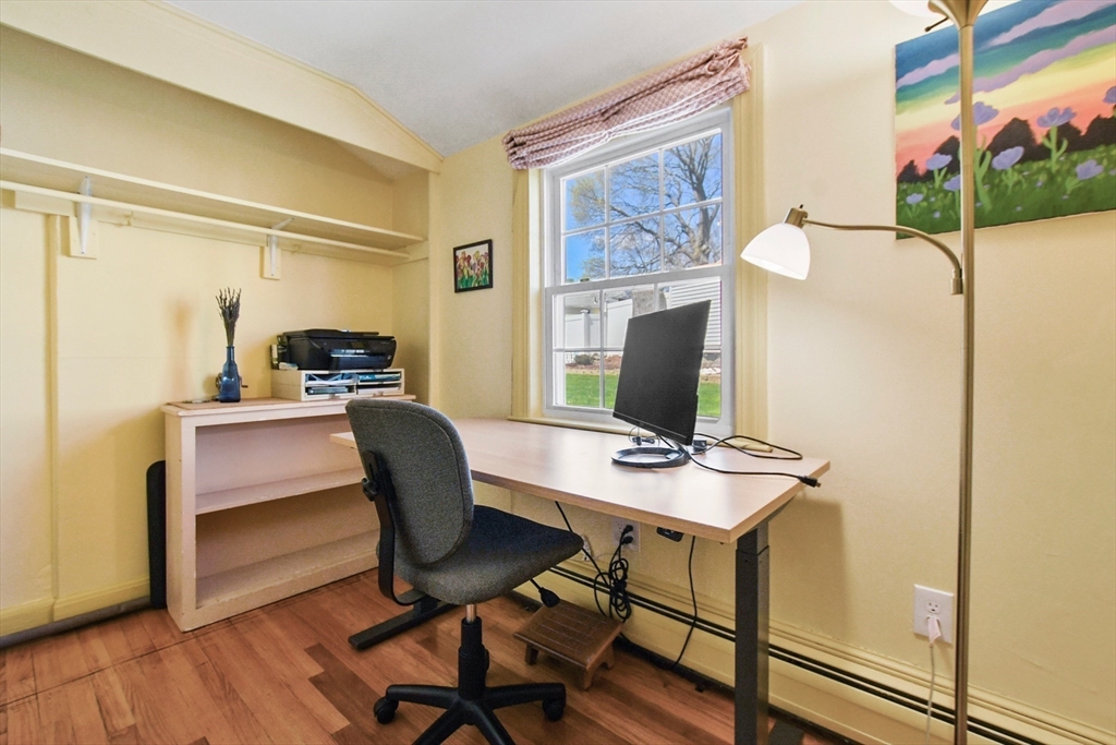 26 Farnum Road Waltham, MA 02453 - Photo 16 of 41 Gallery Image 16