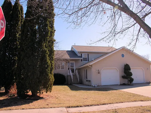 $270,000 | 961 Eastman Lane, Fond du Lac, WI 54935