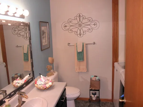 $270,000 | 961 Eastman Lane, Fond du Lac, WI 54935