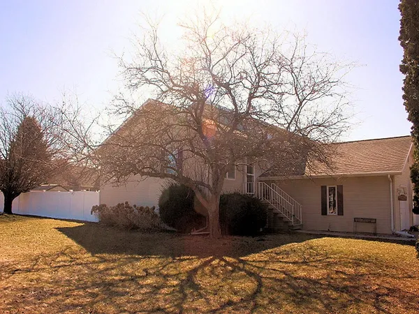 $270,000 | 961 Eastman Lane, Fond du Lac, WI 54935