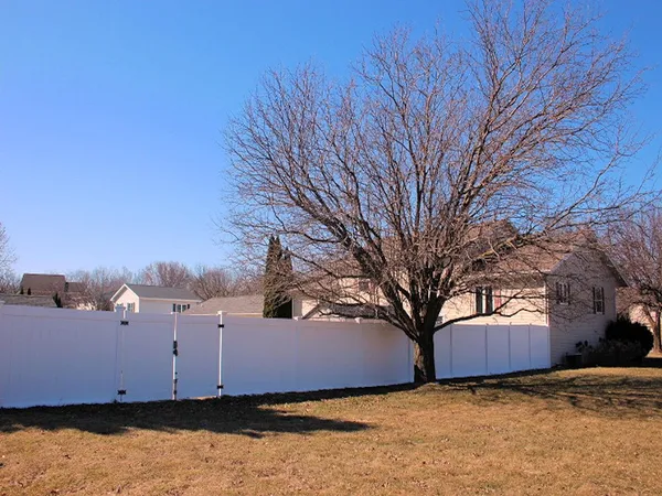 $270,000 | 961 Eastman Lane, Fond du Lac, WI 54935