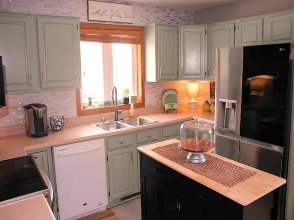 $270,000 | 961 Eastman Lane, Fond du Lac, WI 54935