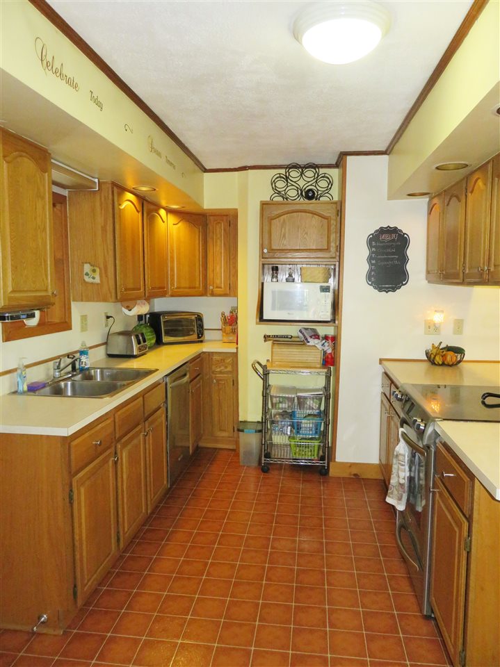 4005 West Beard Road Perry, MI 48872 - Photo 3 of 31