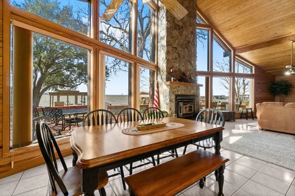 $800,000 | 287 Harbor Add Drive, Livingston, TX 77351
