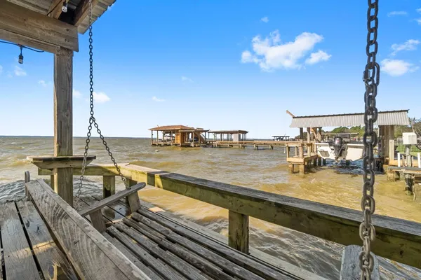 $800,000 | 287 Harbor Add Drive, Livingston, TX 77351