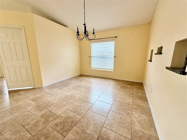 $2,250 | 592 Blue Park Road, Orange City, FL 32763