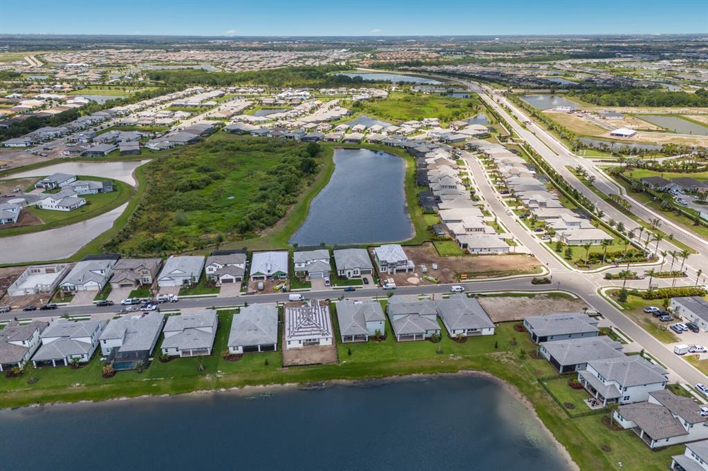 4611 Sweet Retreat Run Lakewood Ranch, FL 34211 - Photo 36 of 37 a view of a city with an ocean view