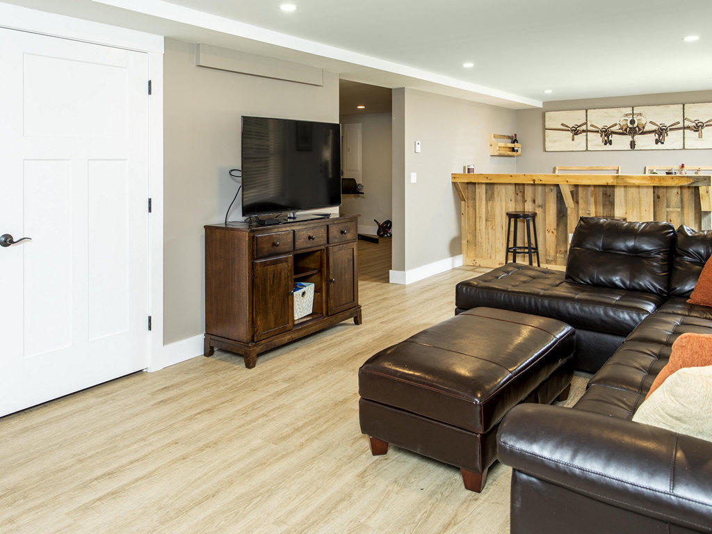 112 Brackett Road Brunswick, ME 04011 - Photo 30 of 33 Bar/Finished Basement