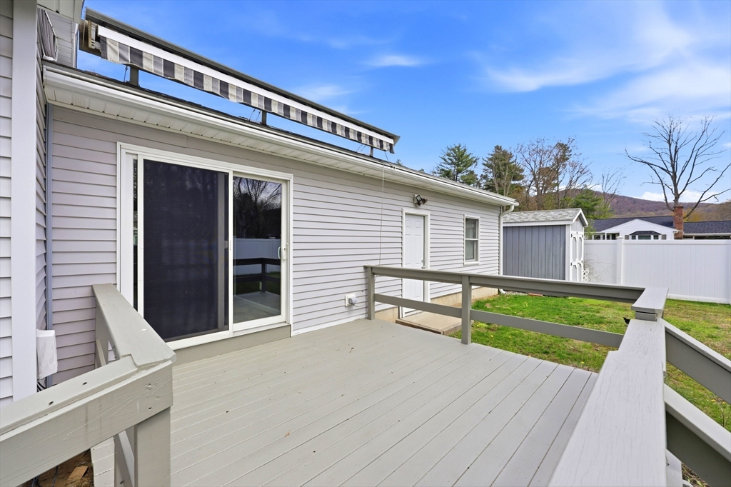 42 Sandra Road Easthampton, MA 01027 - Photo 12 of 39