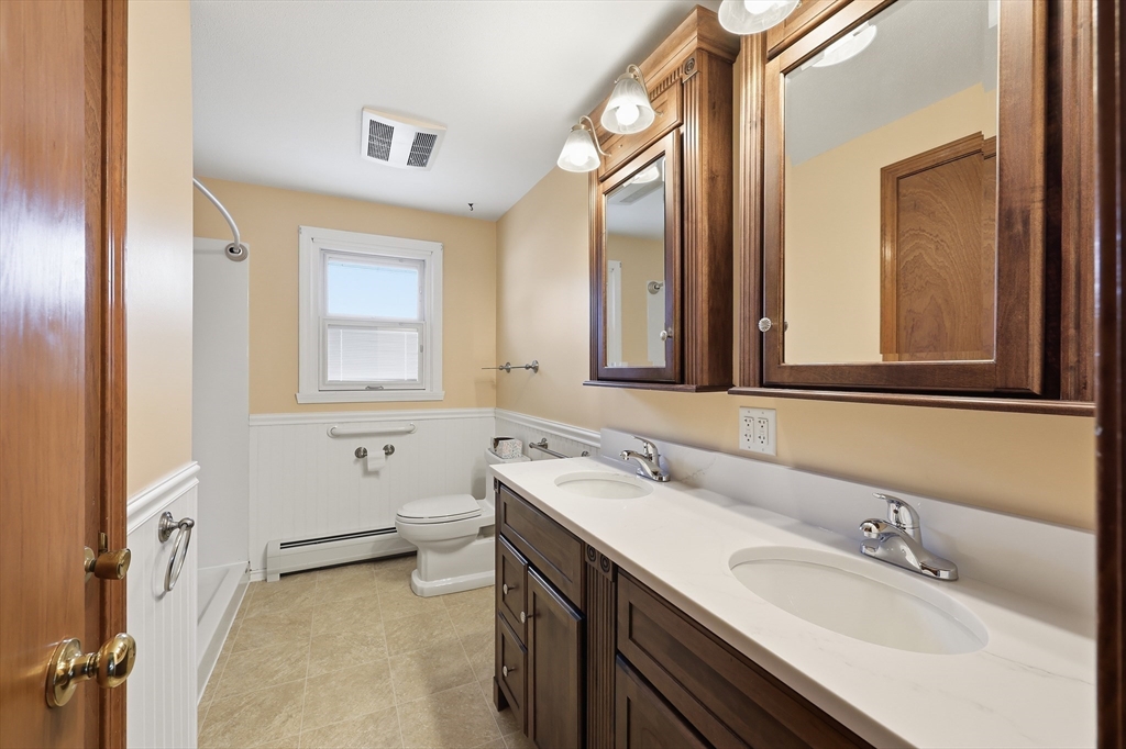 42 Sandra Road Easthampton, MA 01027 - Photo 24 of 39