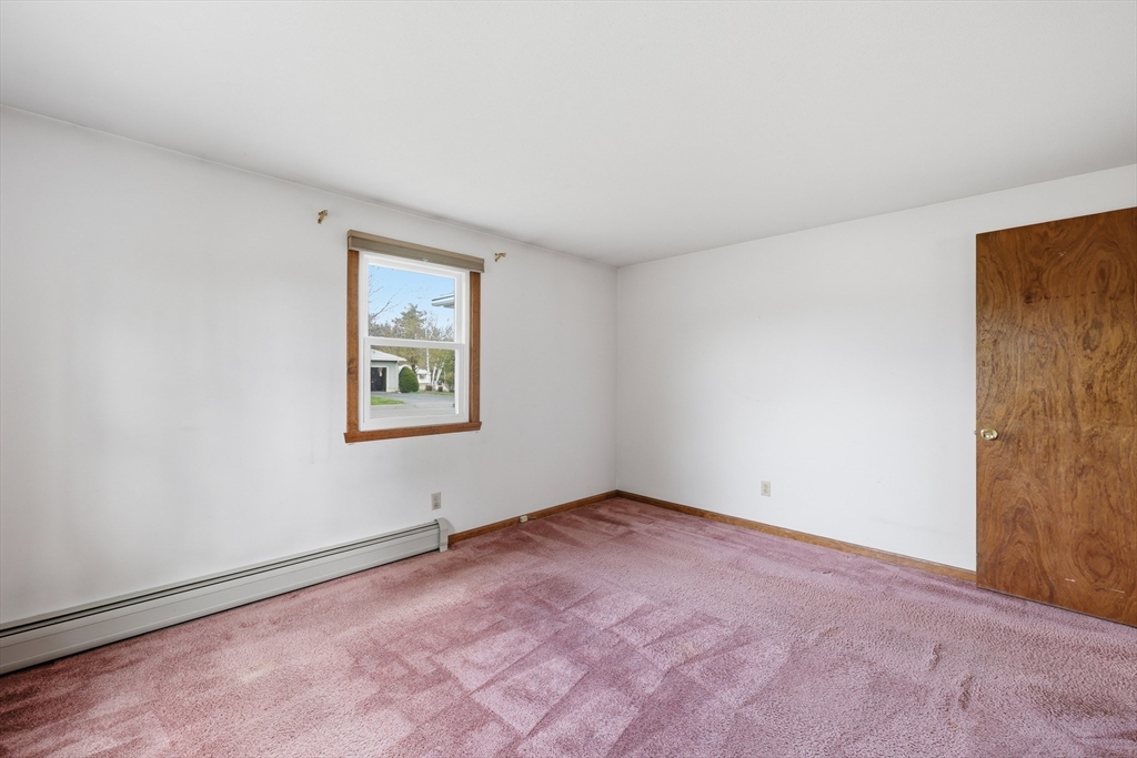 42 Sandra Road Easthampton, MA 01027 - Photo 27 of 39
