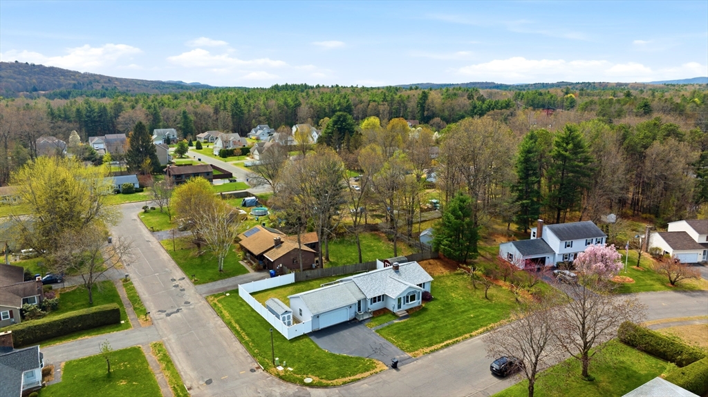 42 Sandra Road Easthampton, MA 01027 - Photo 34 of 39