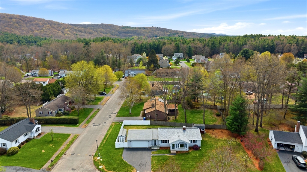 42 Sandra Road Easthampton, MA 01027 - Photo 35 of 39