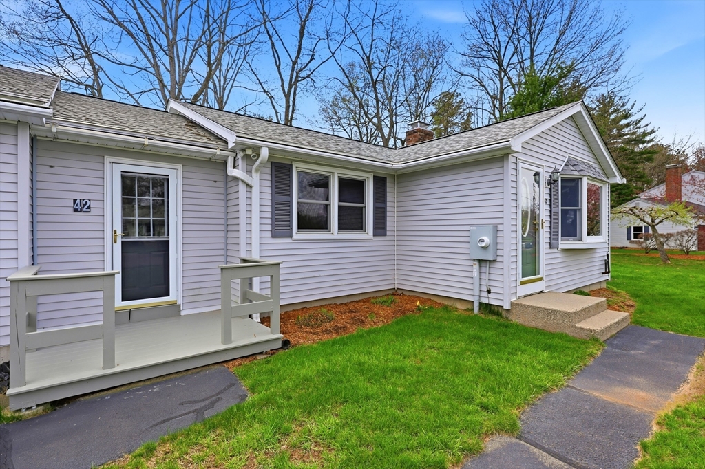 42 Sandra Road Easthampton, MA 01027 - Photo 7 of 39