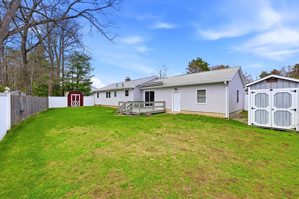 42 Sandra Road Easthampton, MA 01027 - Photo 9 of 39