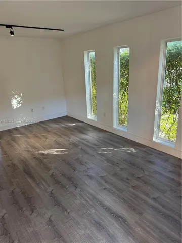 $1,825 | 7901 Southwest 64th Avenue, Unit 12, South Miami, FL 33143