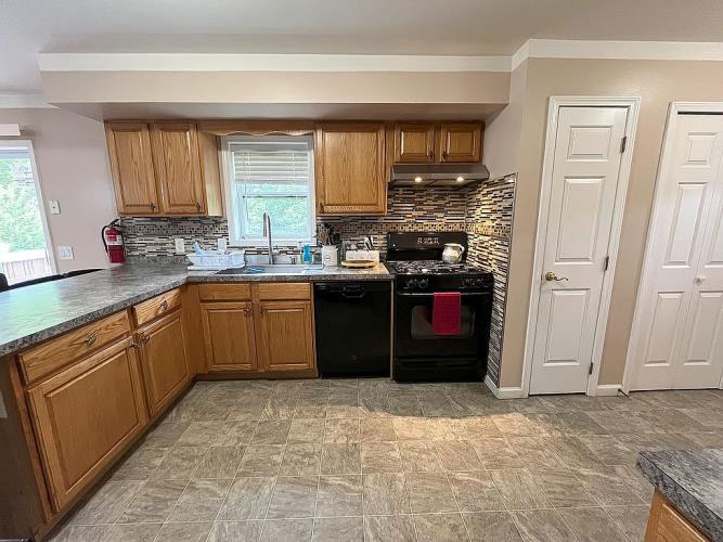 446 Princeton Avenue Hamilton, NJ 08619 - Photo 17 of 45