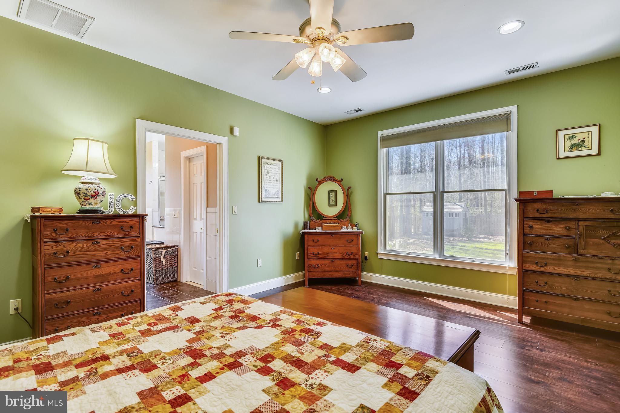 5148 Chalk Point Road West River, MD 20778 - Photo 23 of 61 Bright & sunny owners suite