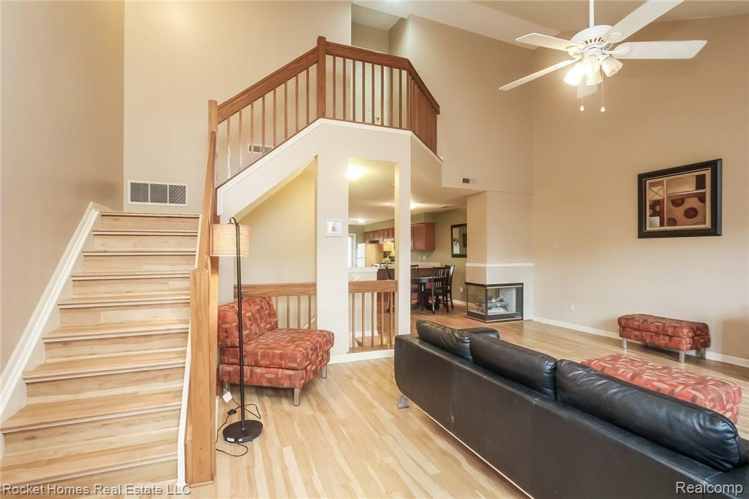 4305 Schaefer Road Dearborn, MI 48126 - Photo 7 of 27 007-Living_Room-5647415-medium.jpg