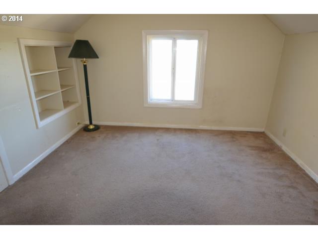 34851 Southeast Divers Road Estacada, OR 97023 - Photo 11 of 16 Gallery Image 11