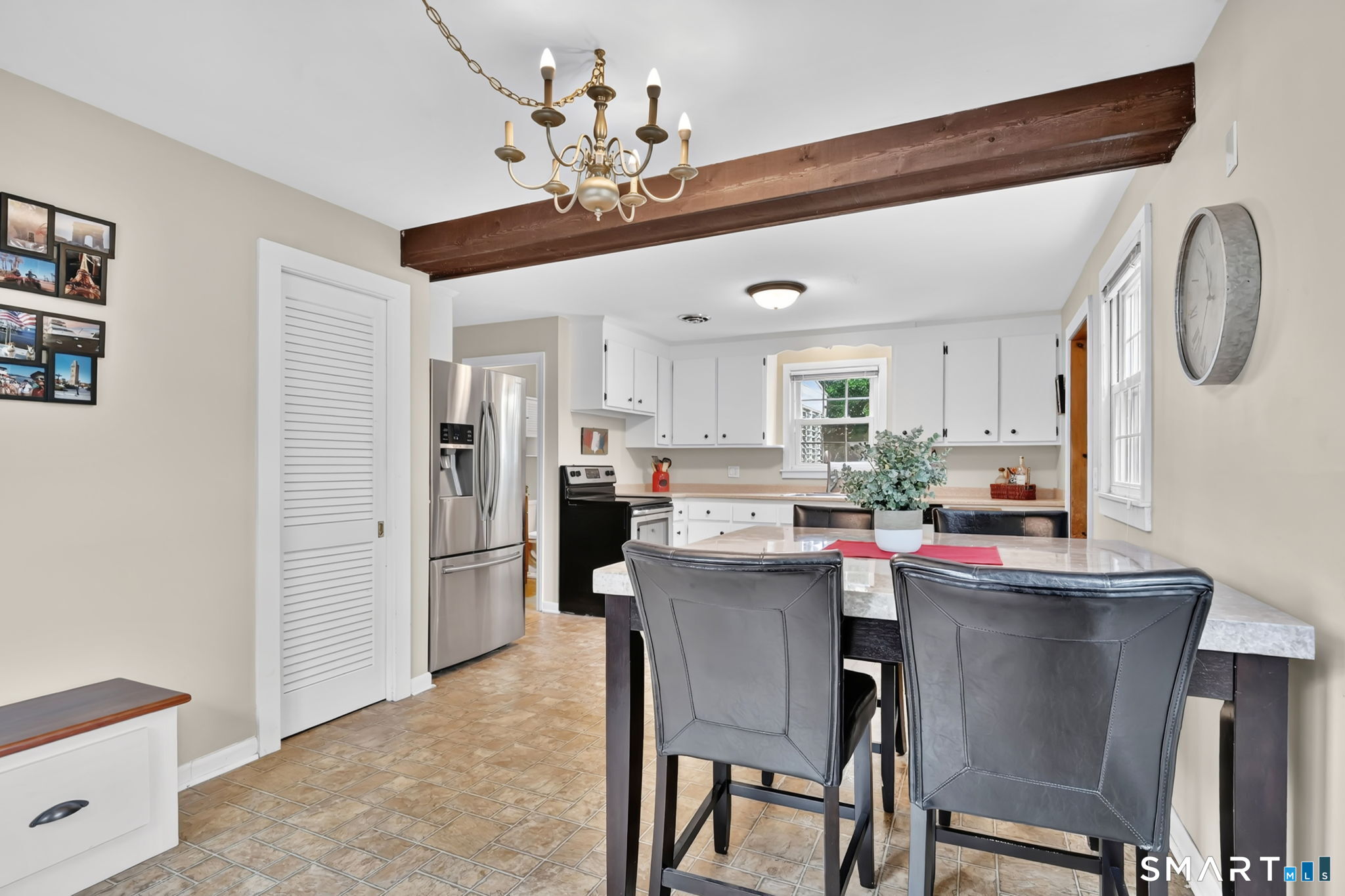 33 Brent Road Manchester, CT 06042 - Photo 17 of 38