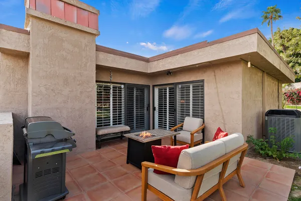 $2,800 | 48624 Moon Terrace Lane, Palm Desert, CA 92260