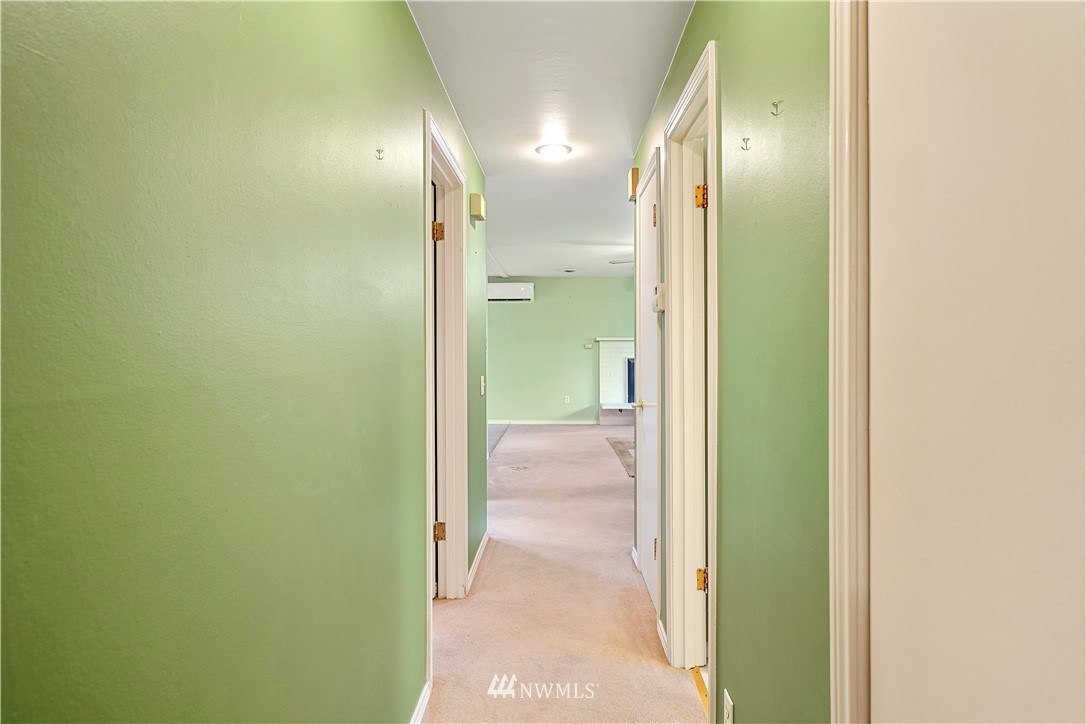 22103 Meridian Avenue South Bothell, WA 98021 - Photo 14 of 24