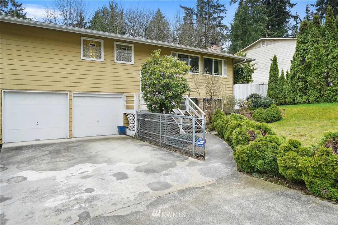 22103 Meridian Avenue South Bothell, WA 98021 - Photo 23 of 24
