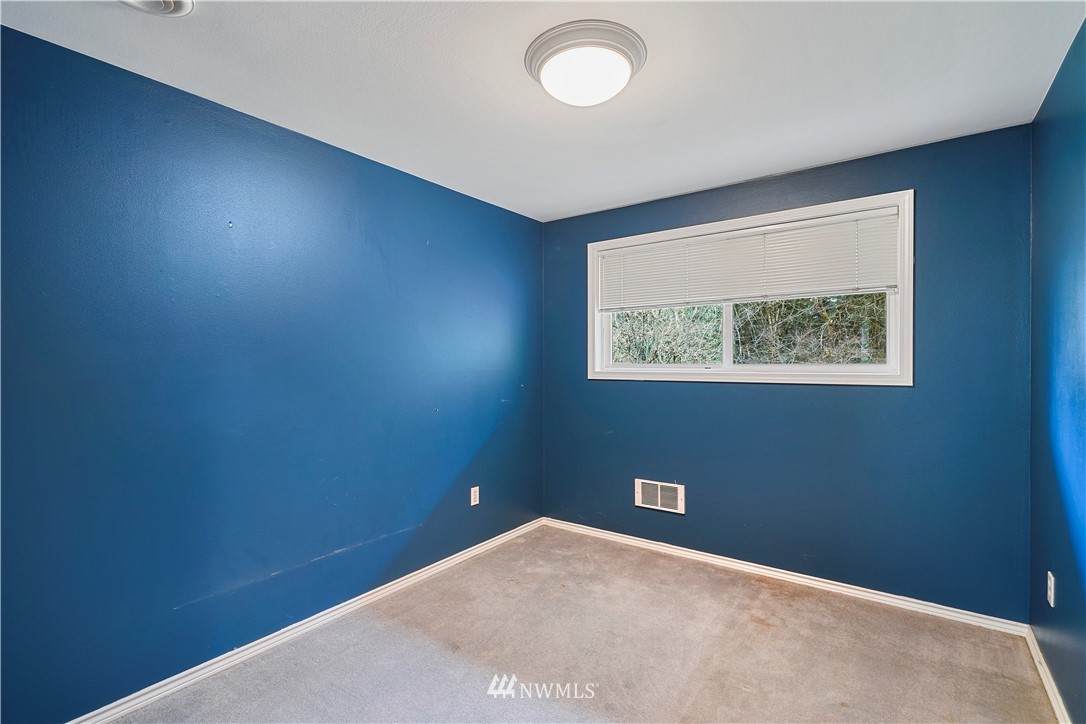 22103 Meridian Avenue South Bothell, WA 98021 - Photo 8 of 24