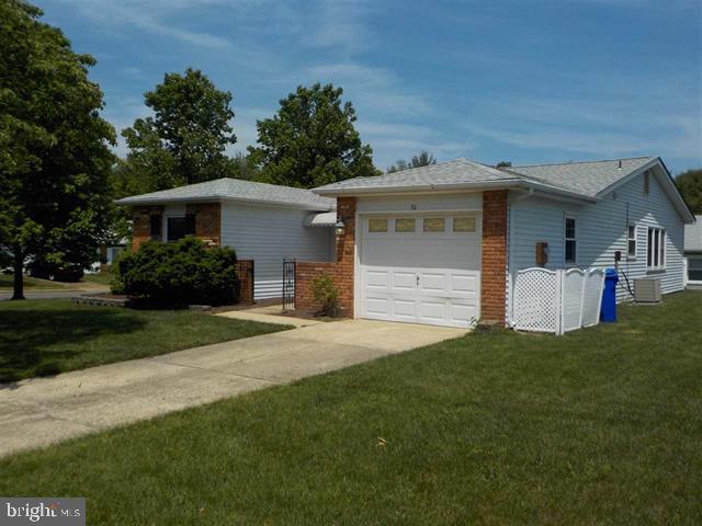 36 Regent Court Brick, NJ 08723 - Photo 2 of 21