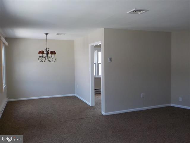 36 Regent Court Brick, NJ 08723 - Photo 4 of 21