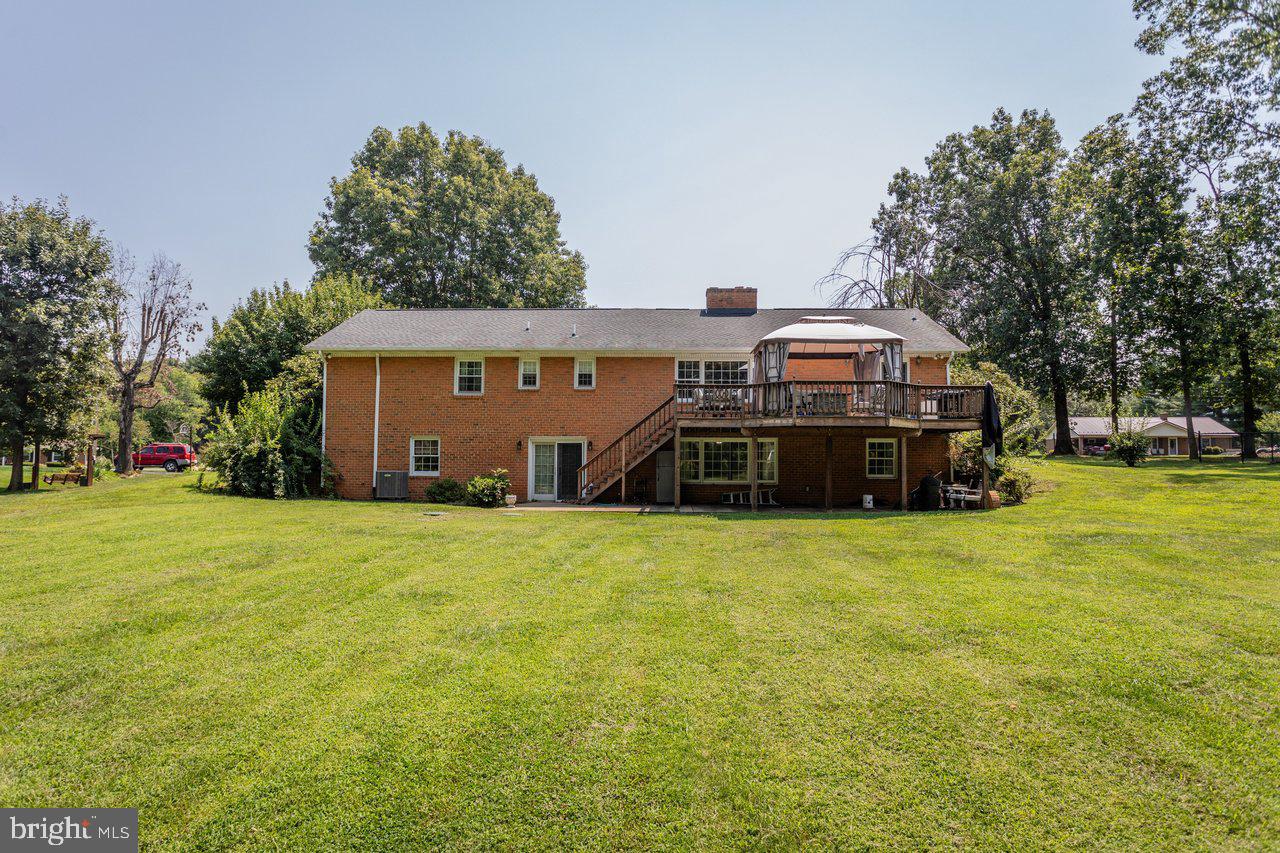 207 Circle View Road Luray, VA 22835 - Photo 70 of 74 Gallery Image 70