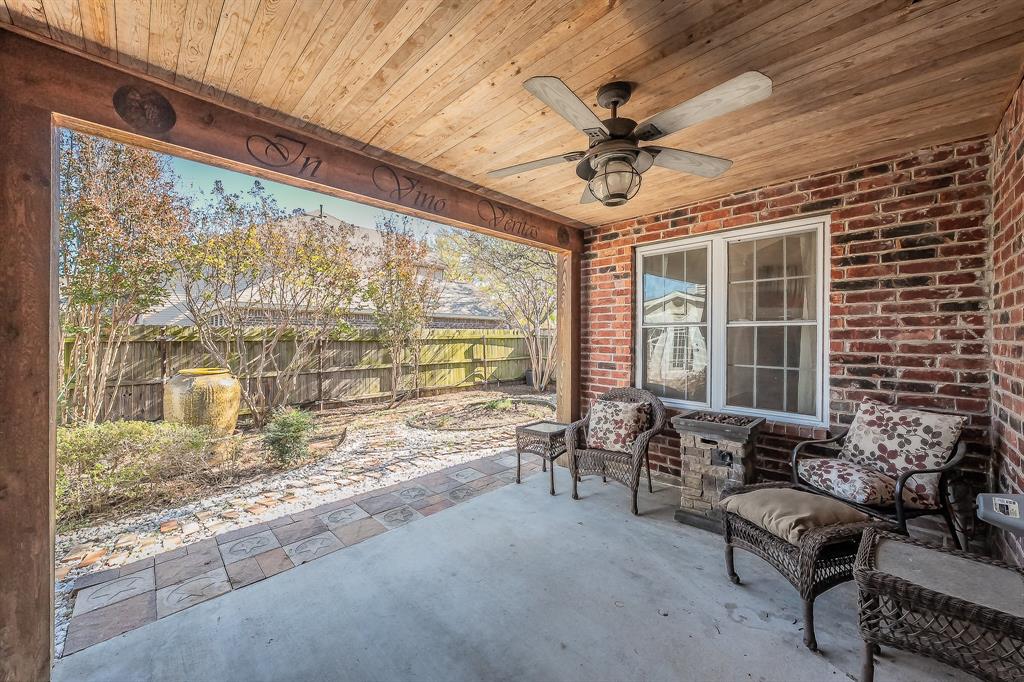 4425 Maple Shade Avenue Sachse, TX 75048 - Photo 34 of 40 a very nice looking room with a large window