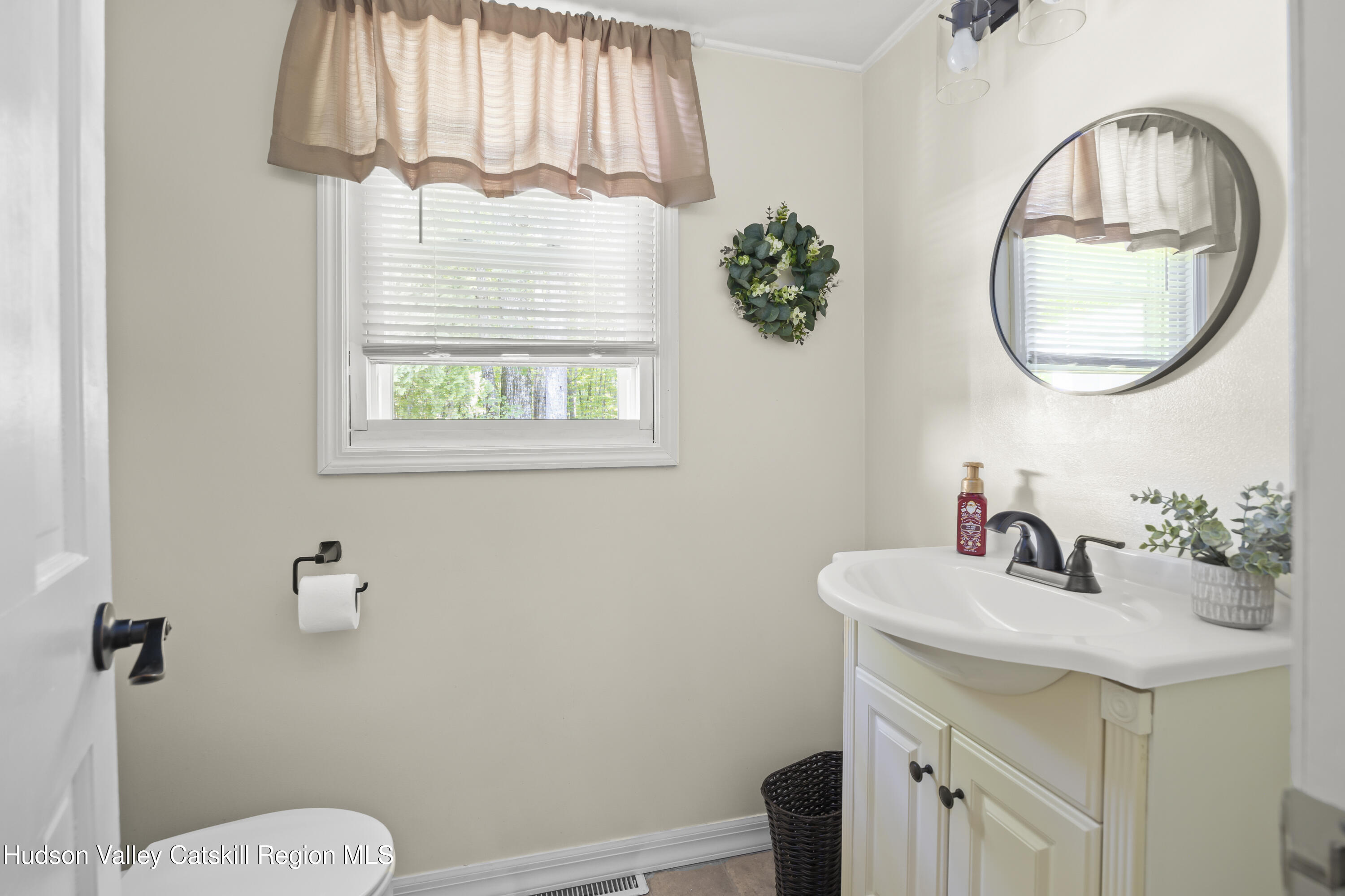 21 La Corte Road Catskill, NY 12414 - Photo 15 of 40 7Y3A6216