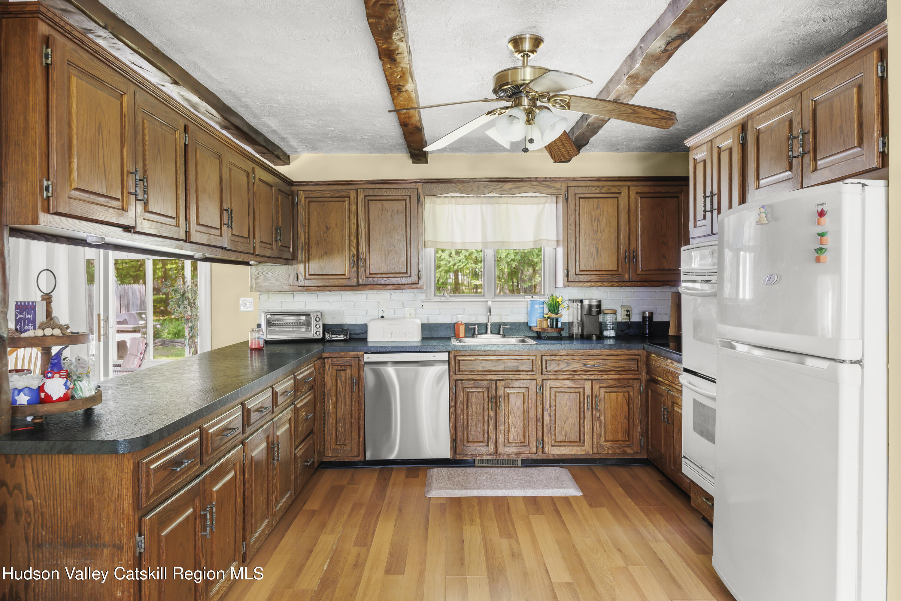 21 La Corte Road Catskill, NY 12414 - Photo 7 of 40 7Y3A6181