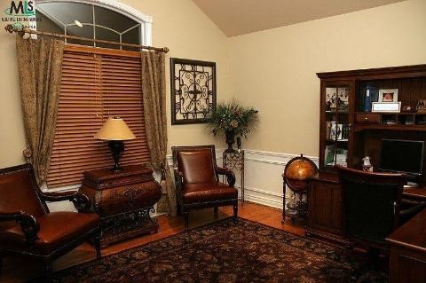 587 Parkland Rochester, MI 48307 - Photo 7 of 9 844617-6.JPG