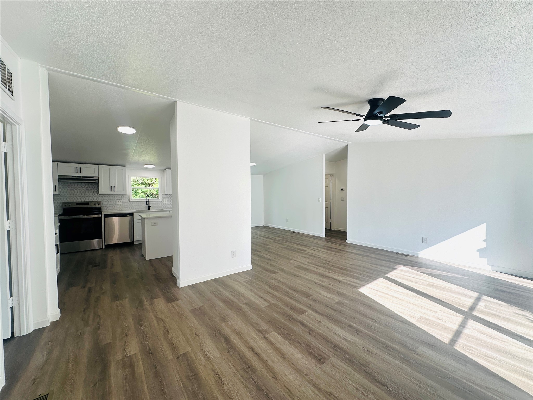 16344 Lone Star Ranch Drive Conroe, TX 77302 - Photo 5 of 36