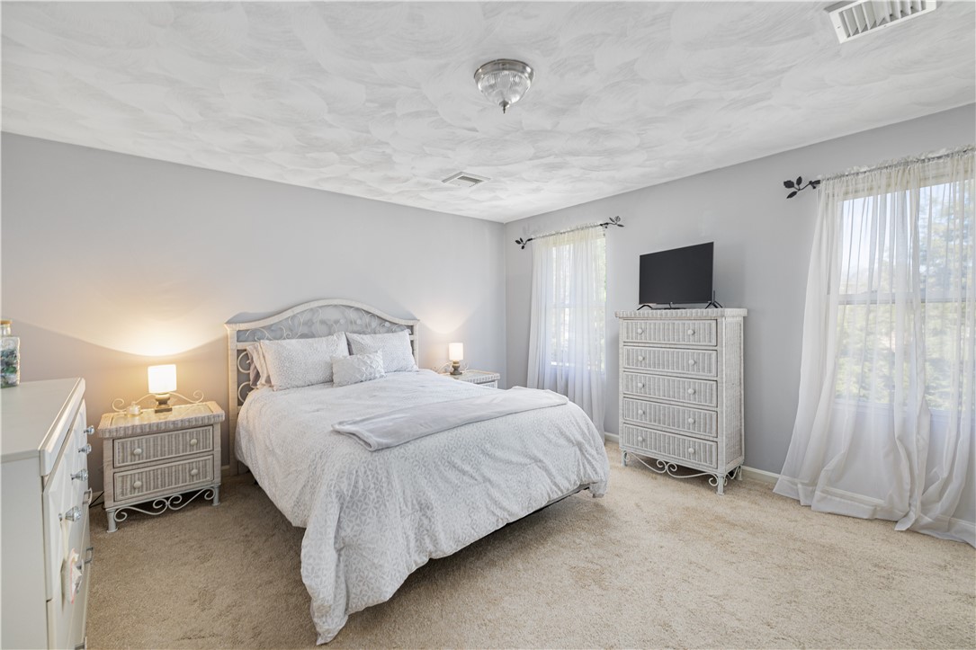 102 Canning Street Cumberland, RI 02864 - Photo 22 of 32