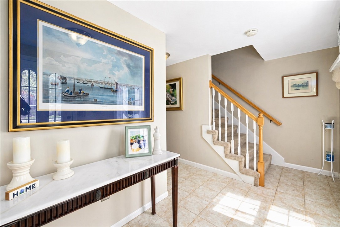 102 Canning Street Cumberland, RI 02864 - Photo 5 of 32