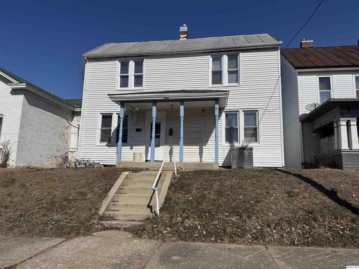605 Adams Street Quincy, IL 62301 - Photo 1 of 15