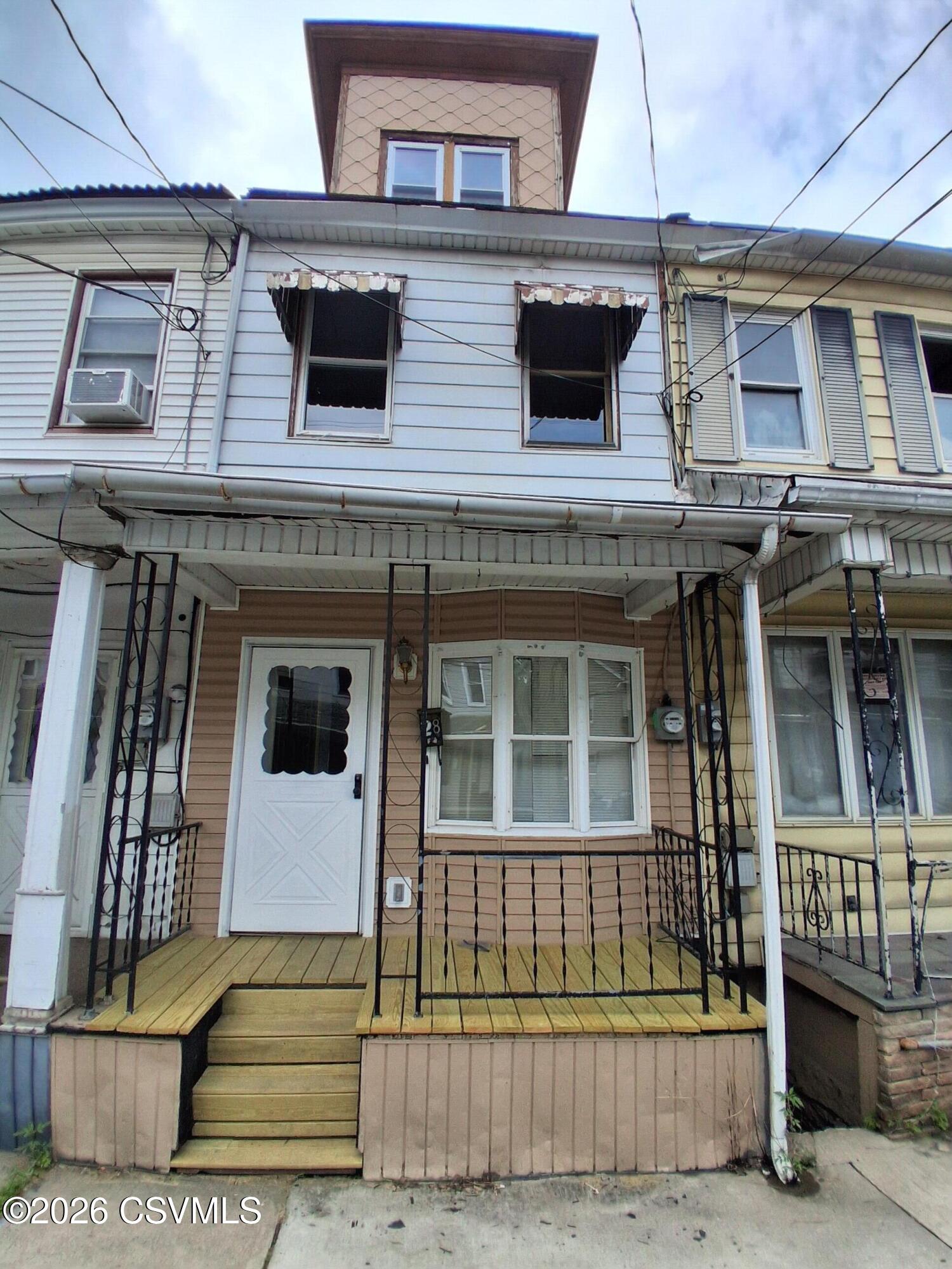 28 North Rock Street Shamokin, PA 17872 - Photo 1 of 13