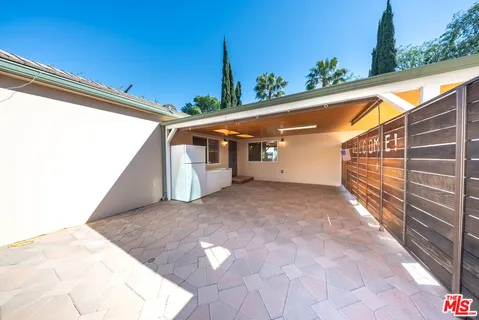 $1,579,000 | 13847 Gilmore Street, Van Nuys, CA 91401