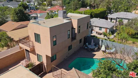 $1,579,000 | 13847 Gilmore Street, Van Nuys, CA 91401