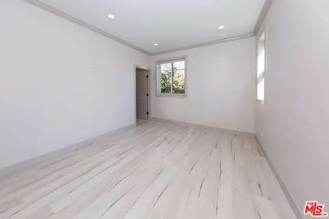 $1,579,000 | 13847 Gilmore Street, Van Nuys, CA 91401