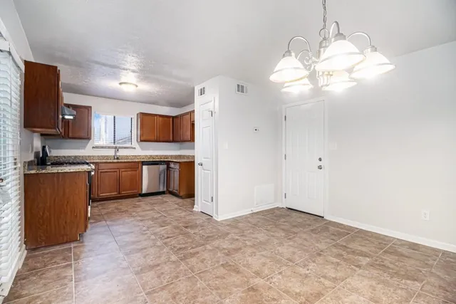 $269,900 | 1169 Oaks Place, Stone Mountain, GA 30083