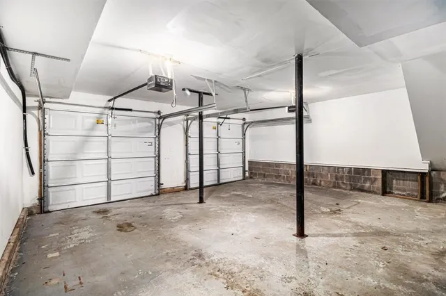 $269,900 | 1169 Oaks Place, Stone Mountain, GA 30083