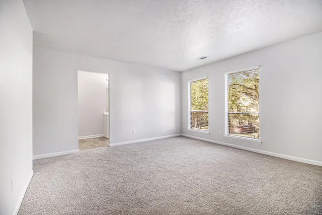 $269,900 | 1169 Oaks Place, Stone Mountain, GA 30083