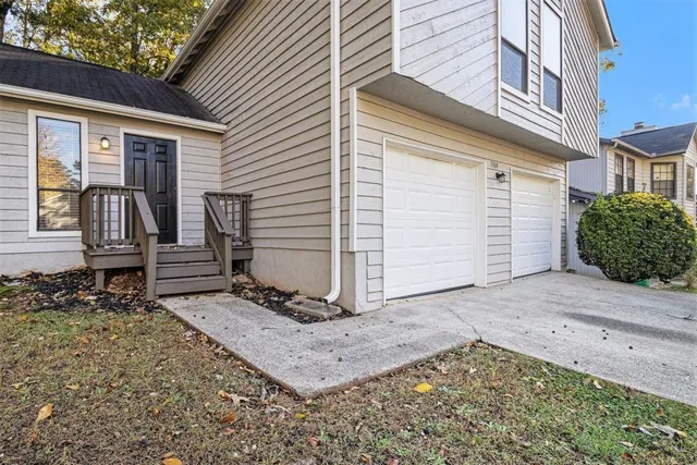 $269,900 | 1169 Oaks Place, Stone Mountain, GA 30083