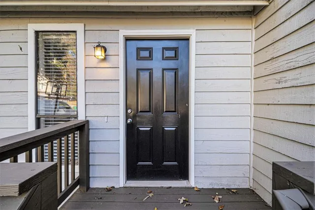 $269,900 | 1169 Oaks Place, Stone Mountain, GA 30083